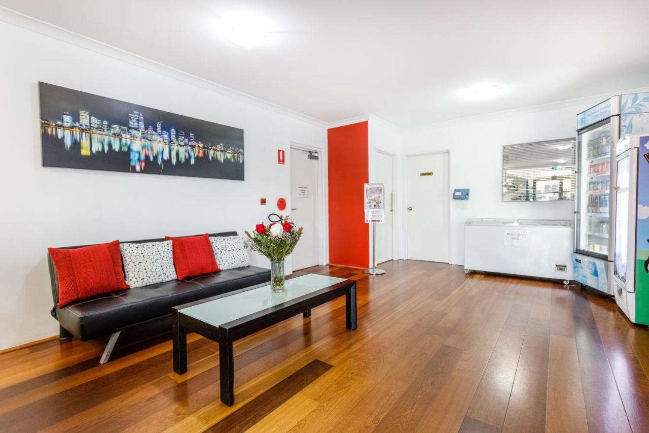 Perth Ascot Central Apartment Hotel Official Экстерьер фото